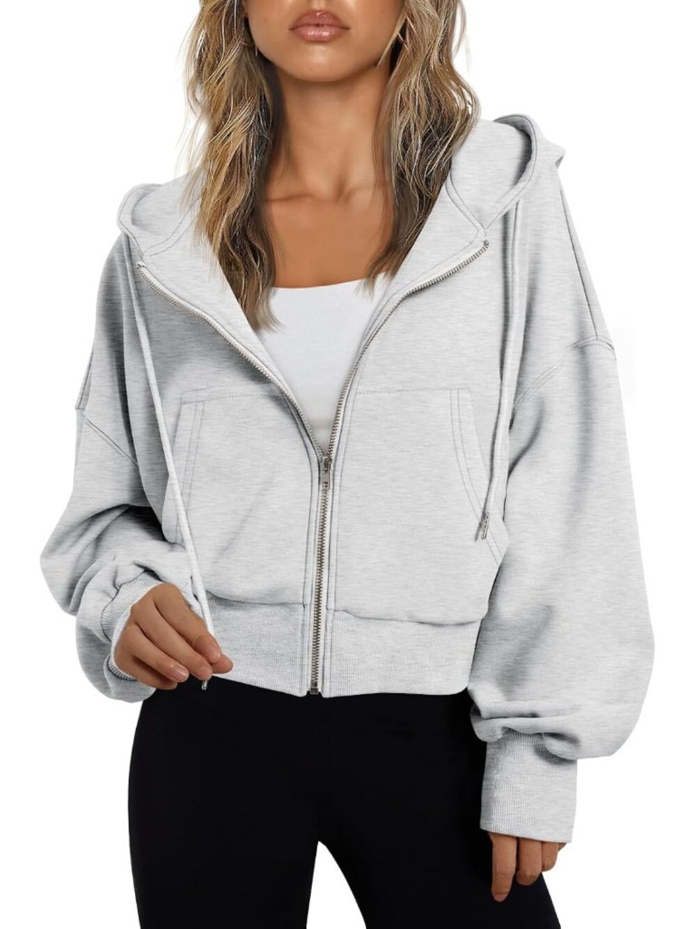 Versatile Women's Cropped Zip-Up Hoodie with Kangaroo Pocket – Fall Essential